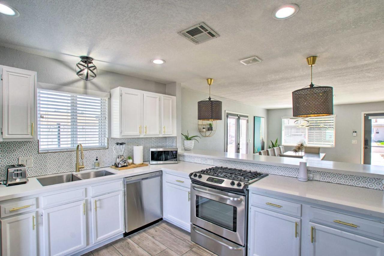 Charming Phoenix Home With Patio About 3 Miles To Dtwn! Exterior foto